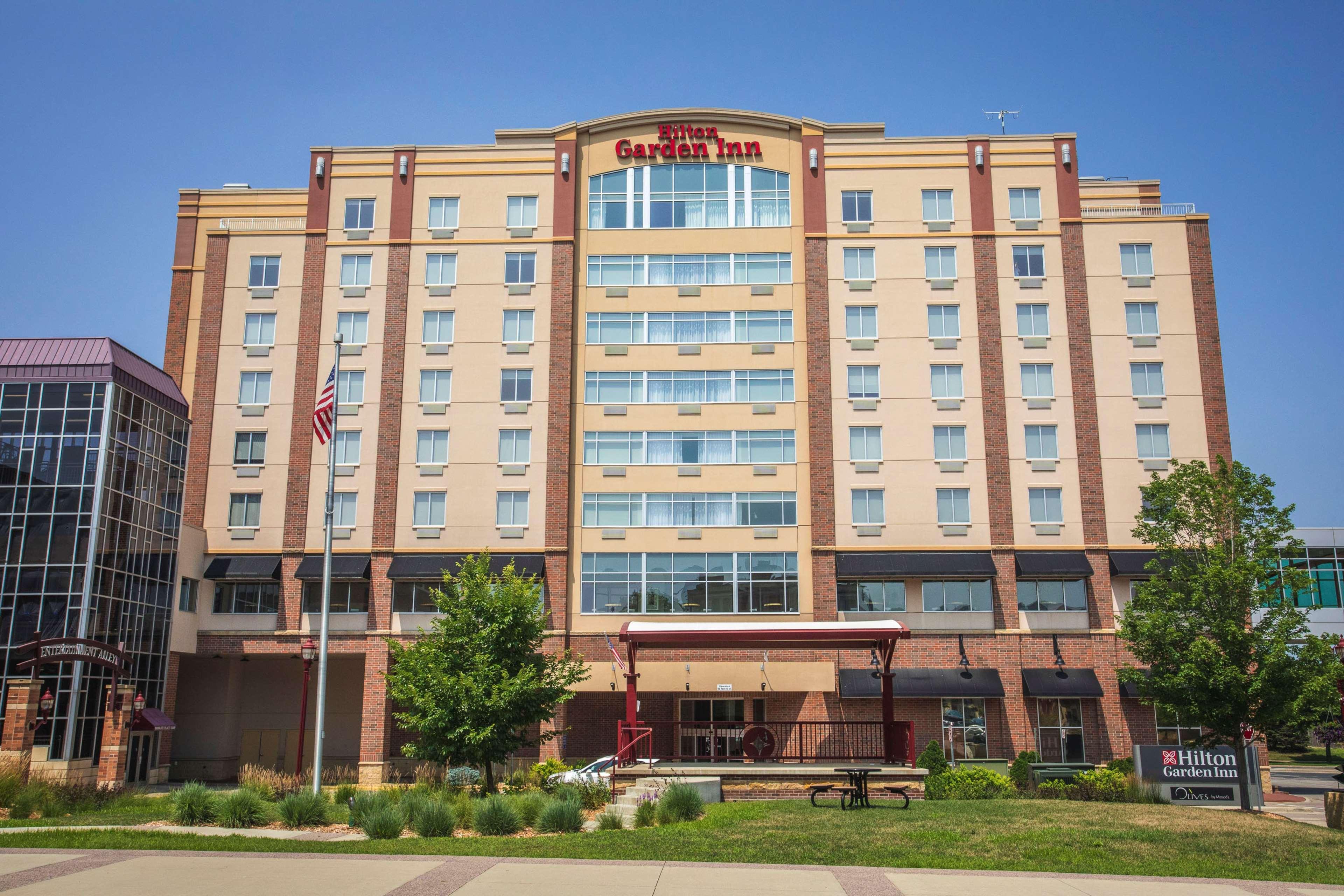 Hilton Garden Inn Mankato Downtown Exterior foto